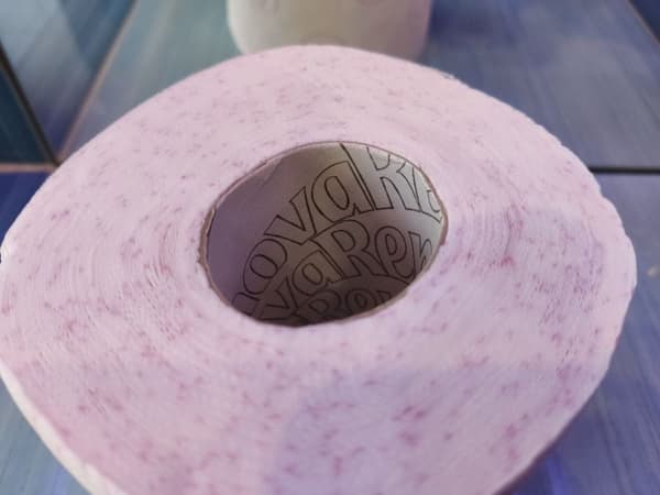 Renova Deco White Fragrance wc-paperi 4-kerroksinen 140 arkkia 9 rullaa