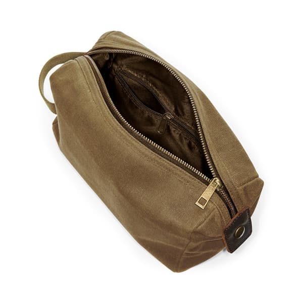 Quadra Heritage Leather Accented Waxed Canvas Wash Bag