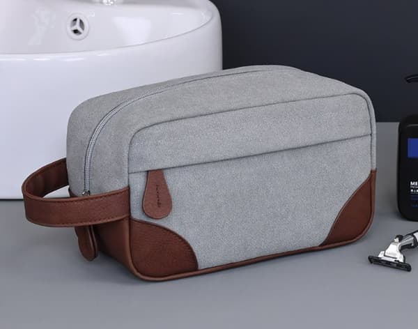 INF Toilettaske i PU & Canvas