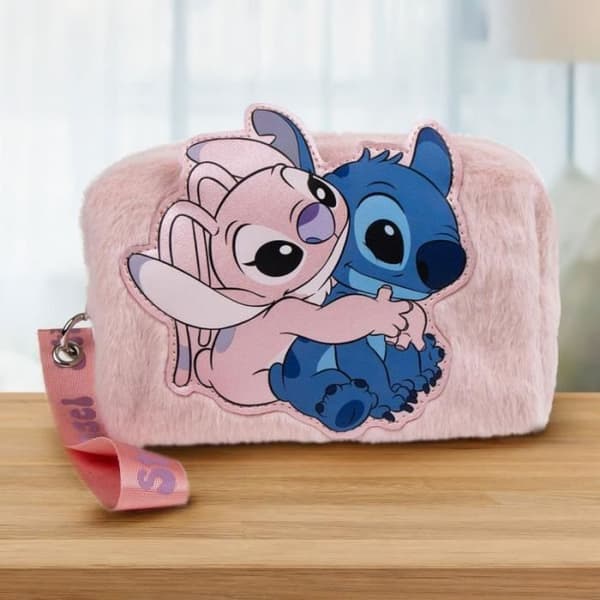 Angel & Stitch Disney Pink Fur Toalettväska