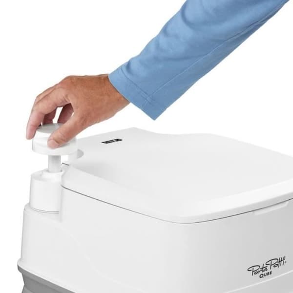 THETFORD bärbar kemisk toalett - Porta Potti 365 - 15L rent vatten - 21L svart vatten