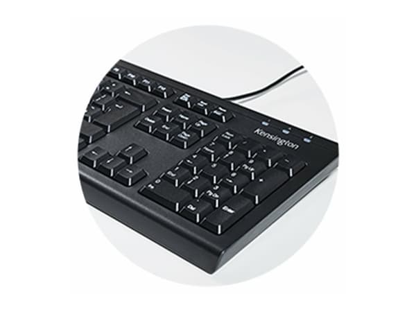 Kensington KM100 EQ - Sats med tangentbord och mus - USB - QWERTY - hela norden