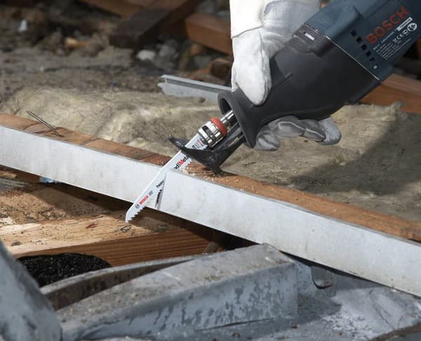 Bosch S 610 VF Heavy til træ og metal bajonetsavklinger