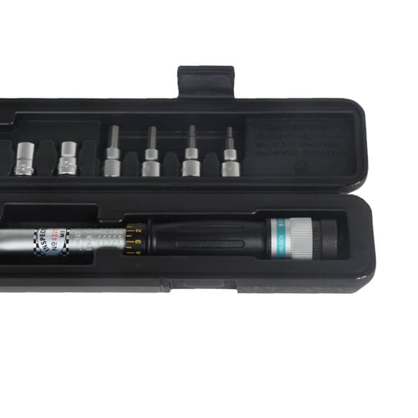 3/8" momenttiavain, 20 - 110 Nm + hylsyt