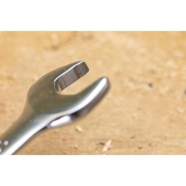 Kombinationsspärrnyckel - STANLEY - STMT82846-0 - 72 tänder - Ergonomiskt handtag - 7 delar