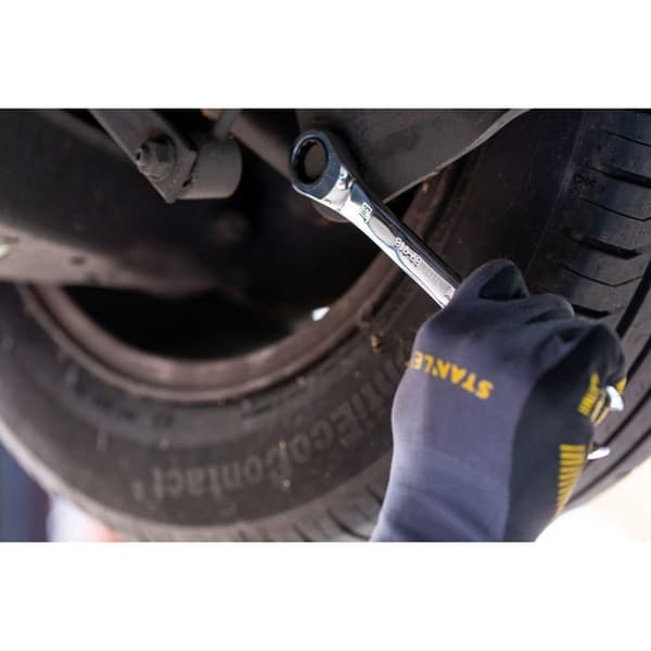 Kombinationsspärrnyckel - STANLEY - STMT82846-0 - 72 tänder - Ergonomiskt handtag - 7 delar