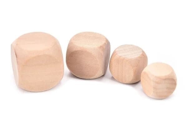 Sæt med 100 træterninger (terninger), størrelse: medium (10 mm)