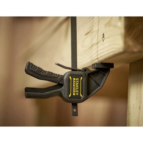 Enhandstving FatMax Small, 120mm, 15 kg STANLEY FMHT0-83231 Spännvidd (max.):120 mm Mått - Längd: 120 mm Gapdjup:38 mm