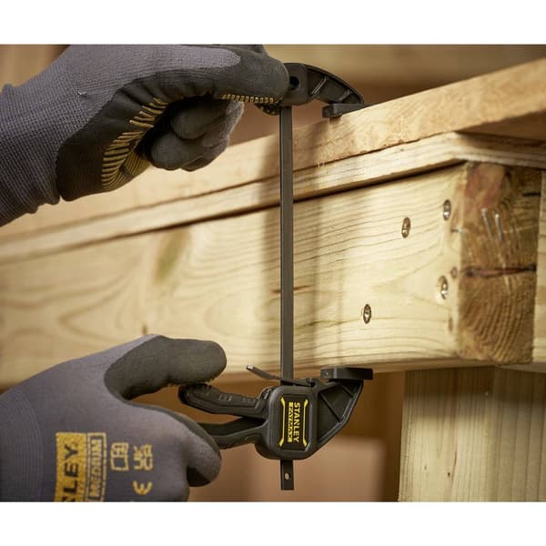 Enhandstving FatMax Small, 120mm, 15 kg STANLEY FMHT0-83231 Spännvidd (max.):120 mm Mått - Längd: 120 mm Gapdjup:38 mm