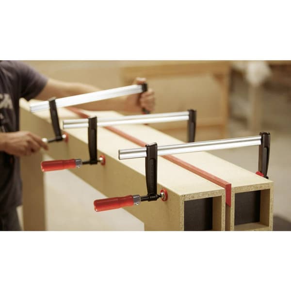 Skruvtving av aducergods TPN-BE 250/120 Bessey TPN25BE Spännvidd (max.):250 mm Gapdjup:120 mm