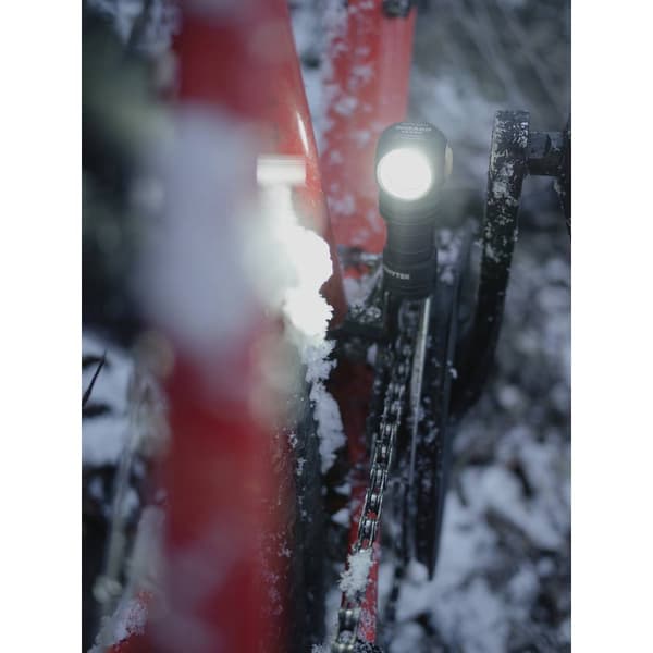ArmyTek Wizard C1 Pro Magnet White LED Pannlampa med magnetfäste Uppladdningsbara batteri 1000 lm 1440 h 55 g