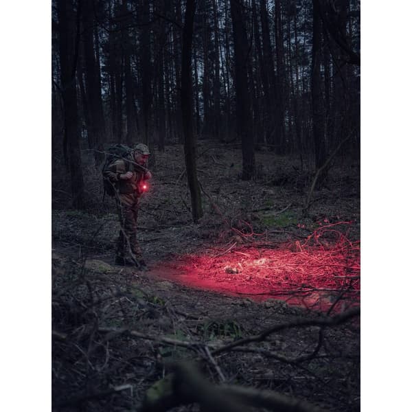 ArmyTek Wizard C2 WR Magnet White & Red LED Pannlampa med magnetfäste Uppladdningsbara batteri 1100 lm 3 h 65 g
