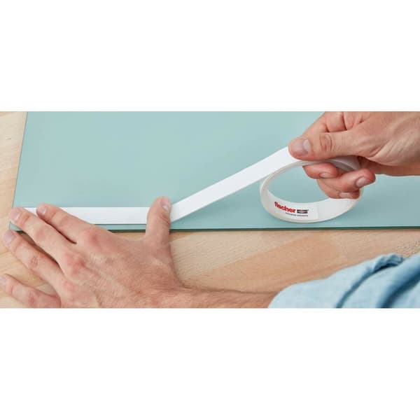 Fischer Dobbeltklæbende Tape 3m x 19mm Hvid - Høj kvalitet tape til alsidig brug. Nem at bruge og pålidelig til forskellige projekter.