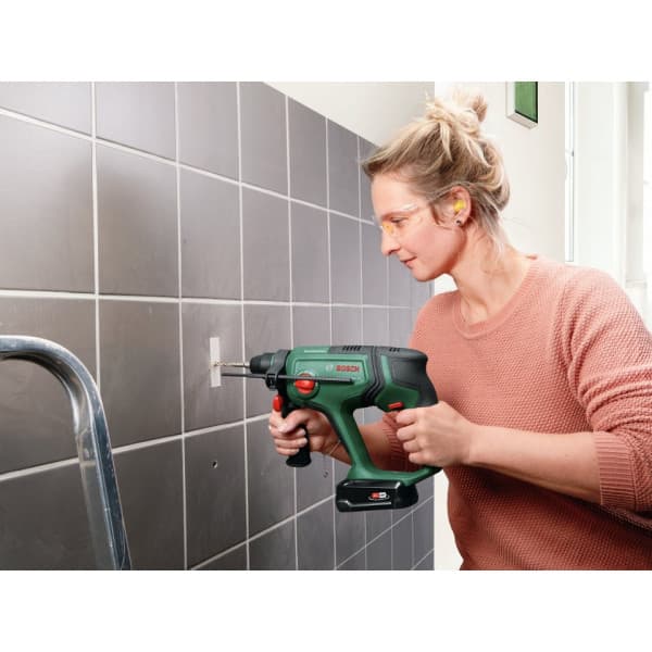 Bosch UniversalHammer 18V - batteridreven slagboremaskine, solo + adapter