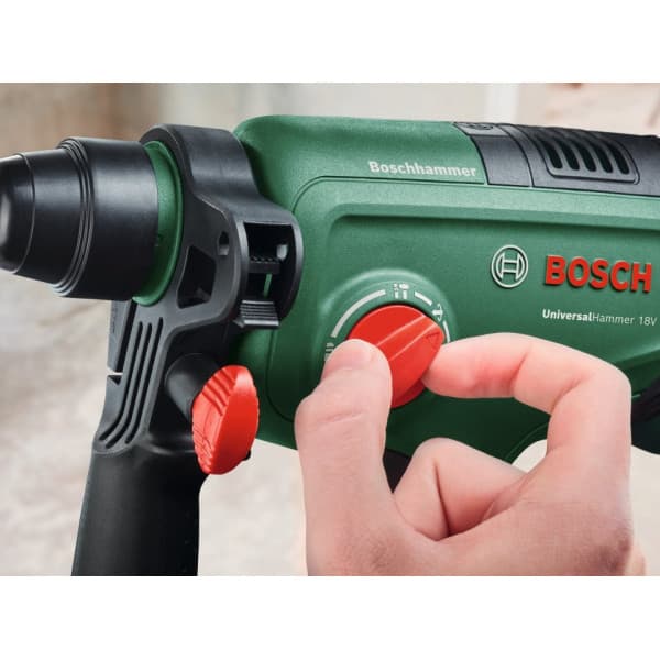 Bosch UniversalHammer 18V - batteridreven slagboremaskine, solo + adapter