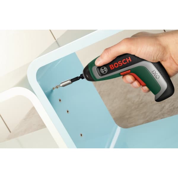 Bosch IXO 7 Basic -skruetrækker med batteri