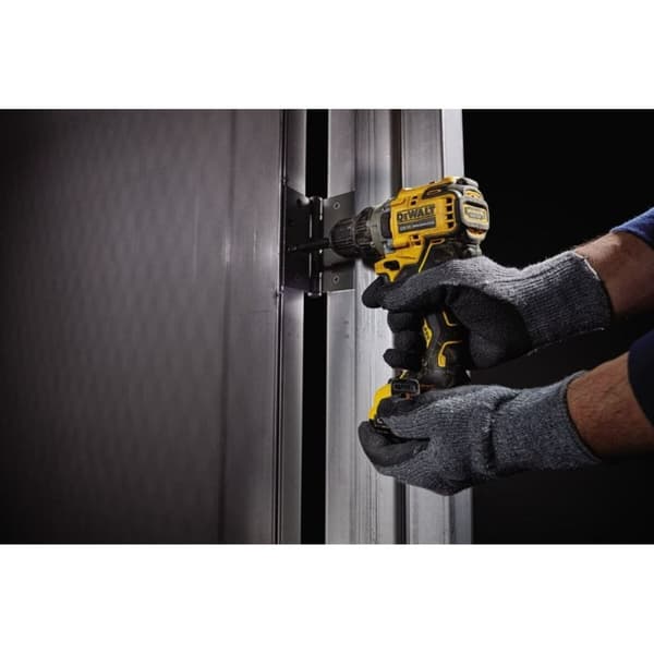 Dewalt DCD701D2-QW 12 V Skruemaskine - Kraftfuld 12 V skruemaskine fra Dewalt til effektivt arbejde.