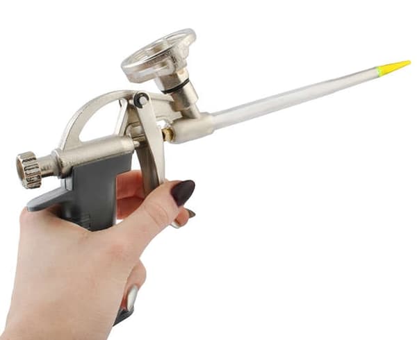 Montering av skumpistol