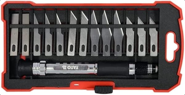 Knivset Yato YT-75140; 13 st.