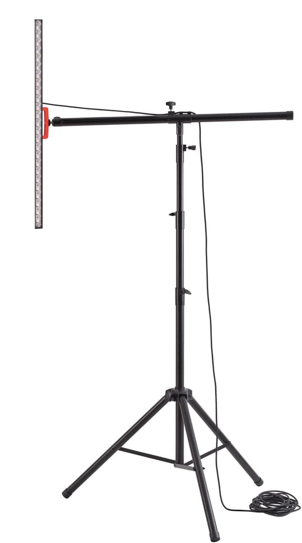 ALTAIR 5000 työvalaisin jalustalla
