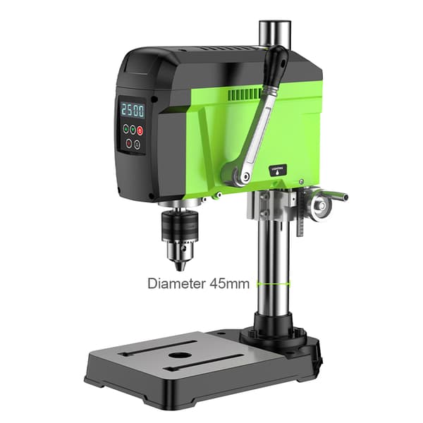 Snickeriborrmaskin, 400W effekt, justerbar hastighet 300-2500 varv/min.