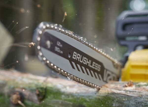 Akku-motorsav STANLEY 18V 4Ah SFMCCS730M1-QW