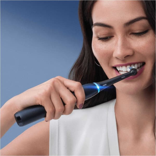 Oral-B iO Series 8 -el-tandborste, svart