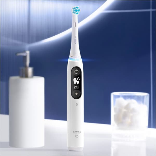 Oral-B iO Series 6s -elektrisk tandborste, vit