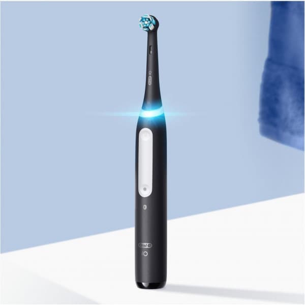 Oral-B iO Series 4s -sähköhammasharja musta