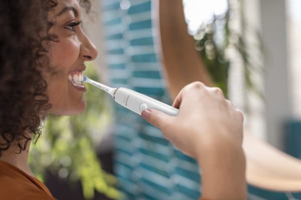 Philips DiamondClean 9000 HX9914/57 2-pack sonisk eltandborste med laddare och app