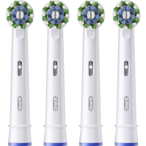 Oral-B Pro Cross Action vit, 4 st.