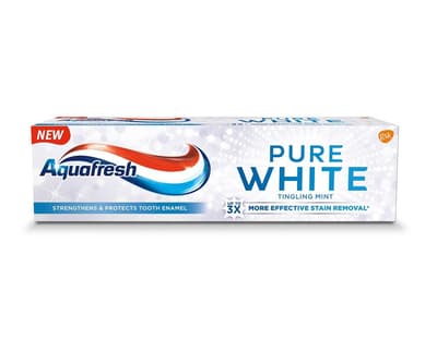 AQUAFRESH Pure White toothpaste with