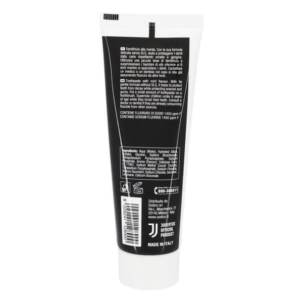 Presentset - JUVENTUS - Tandkräm 75 ml - Tandborste - Mugg - Resväska