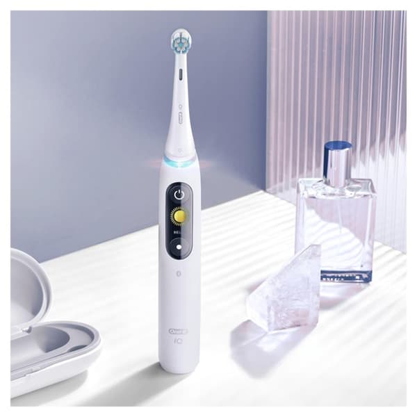 Oral-B IO Gentl-e Tube Care -harjaspäät, valkoiset 4 kpl