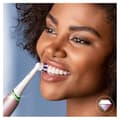 Miniatyrbillede 5 af 6: Oral-B iO Radiant White børstehoveder, 4-pak