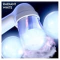 Miniatyrbillede 2 af 6: Oral-B iO Radiant White børstehoveder, 4-pak