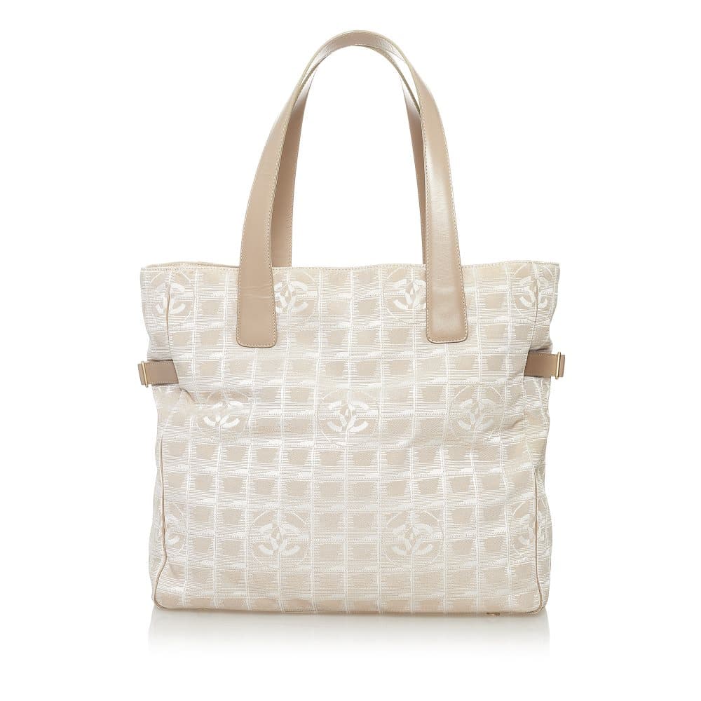 Pre-owned Chanel New Travel Line Nylon Tote Bag Brown