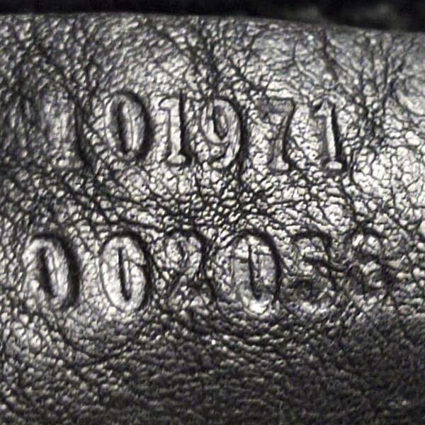 Pre-owned Gucci GG Denim Shoulder Bag Black