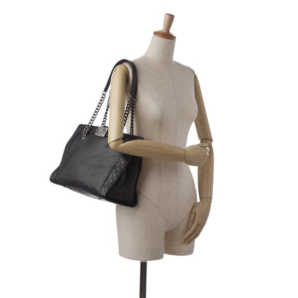 Pre-owned Chanel Medium Calfskin Boy Reverso Shopping Tote Black