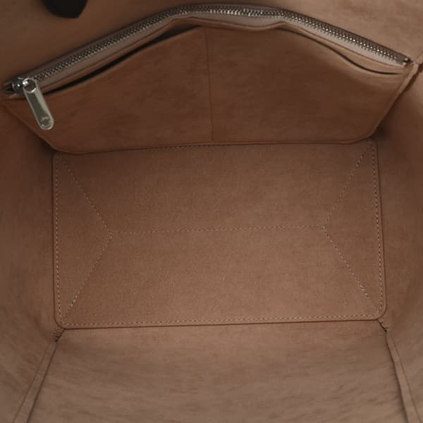 Pre-owned Louis Vuitton LockMe Cabas Brown