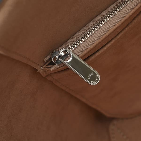 Pre-owned Louis Vuitton LockMe Cabas Brown