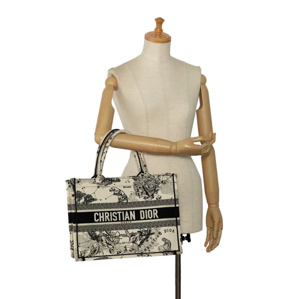 Pre-owned Dior Small Canvas Embroidered Zodiac Toile De Jouy Book Tote White