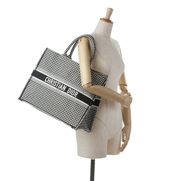 Pre-owned Dior Large Canvas Houndstooth Embroidered Book Tote Black