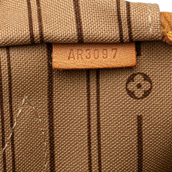Pre-owned Louis Vuitton Monogram Neverfull MM Brown