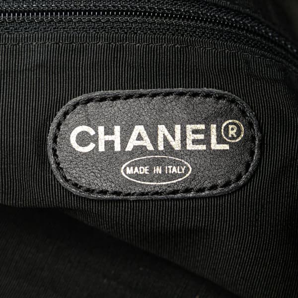 Pre-owned Chanel Embossed Lambskin CC Tote Black