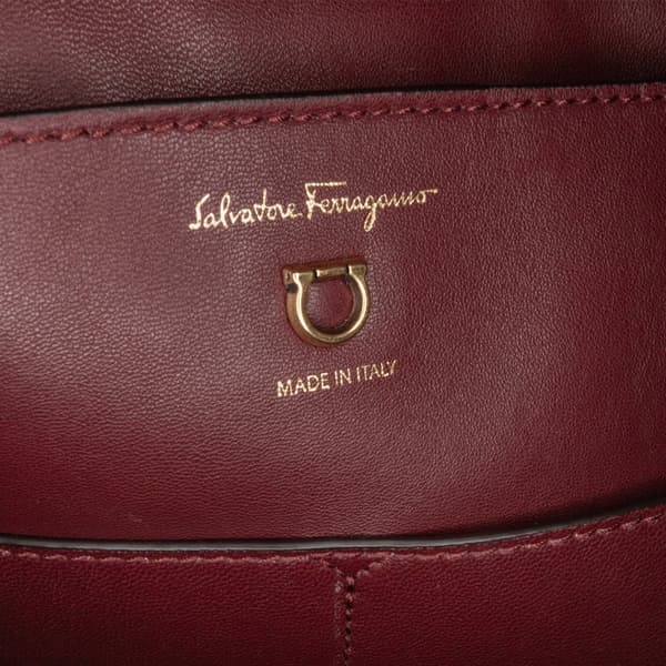 Pre-owned Ferragamo Gancini Embossed Trifolio Tote Bag Red