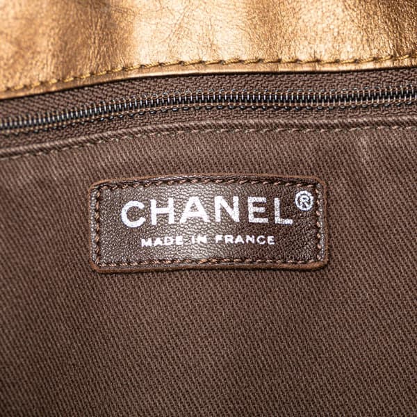 Pre-owned Chanel Distressed Calfskin Shopping In Moscow Tote Brown