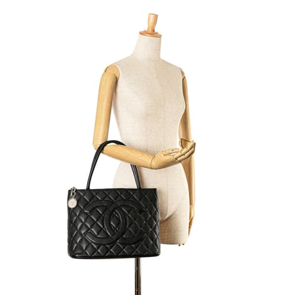 Pre-owned Chanel Caviar Medallion Tote  Black