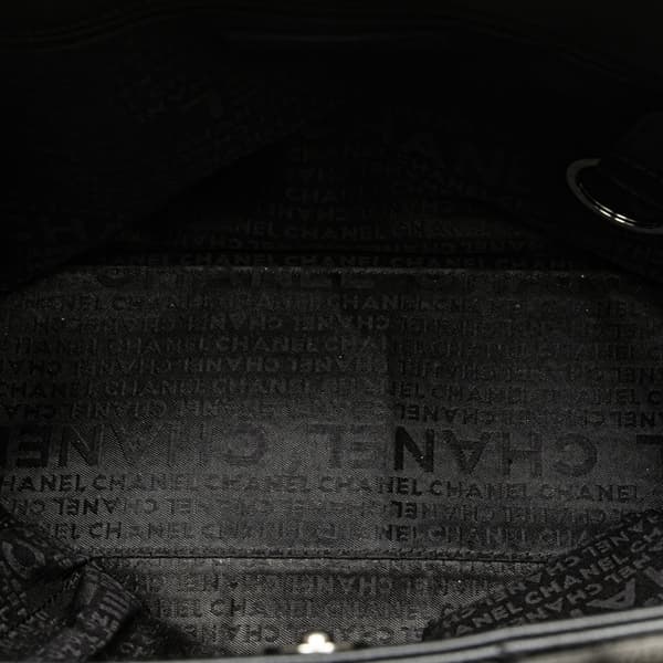 Pre-owned Chanel Caviar Choco Bar Tote Black