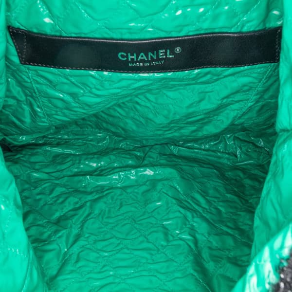 Pre-owned Chanel Large Resin Embellished Tweed Robot Shopping Tote Black
